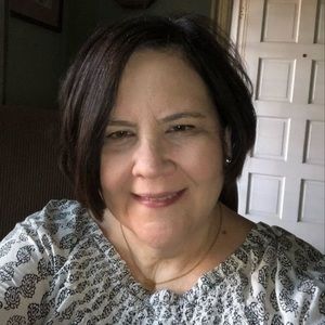 Meet your Posher, Lacey